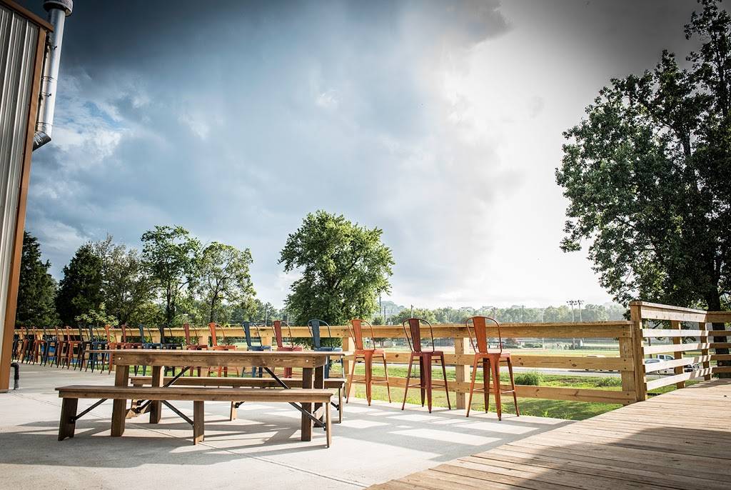 Dead Low Brewing | restaurant | 5959 Kellogg Ave, Cincinnati, OH 45230, USA | 5138001231 OR +1 513-800-1231