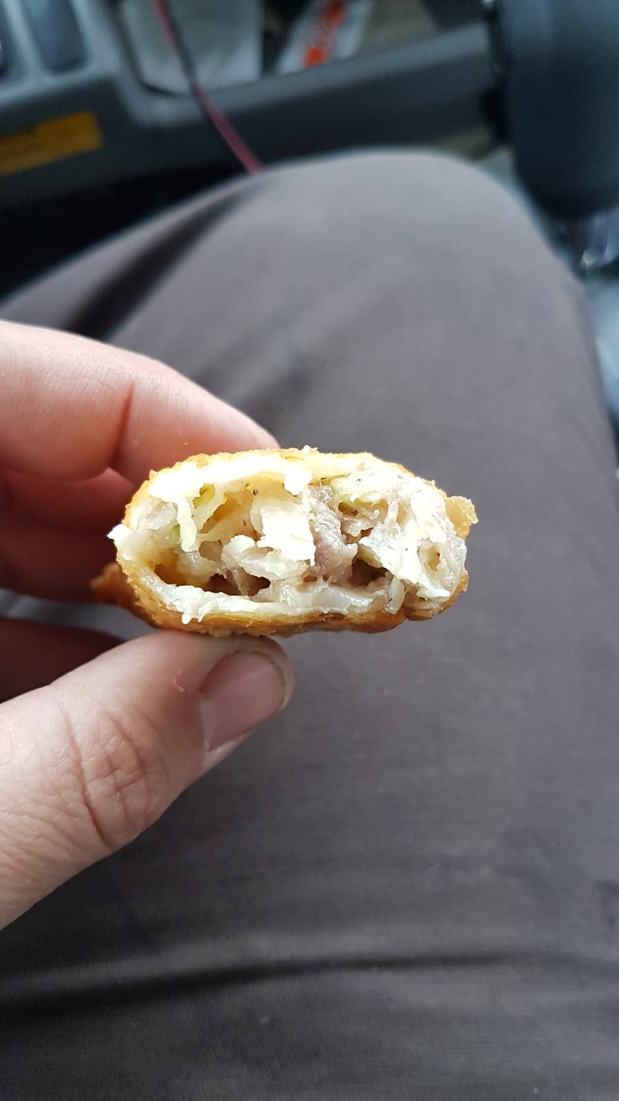 TVs Fries | restaurant | 555 W Hunt Club Rd, Nepean, ON K2G 5W5, Canada | 6138664398 OR +1 613-866-4398