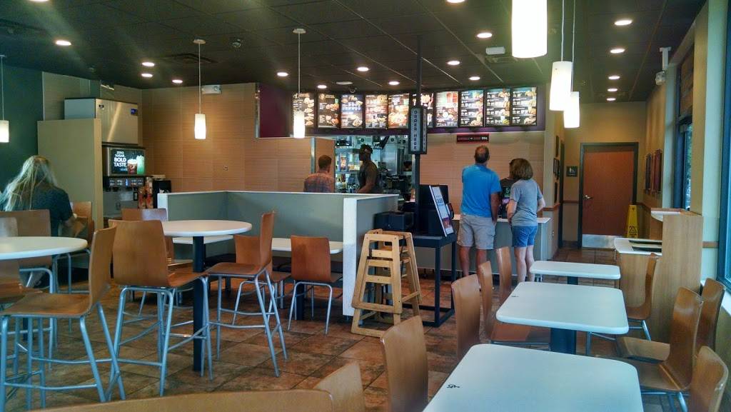 Taco Bell | meal takeaway | 4930 New Jesup Hwy, Brunswick, GA 31520, USA | 9122677188 OR +1 912-267-7188