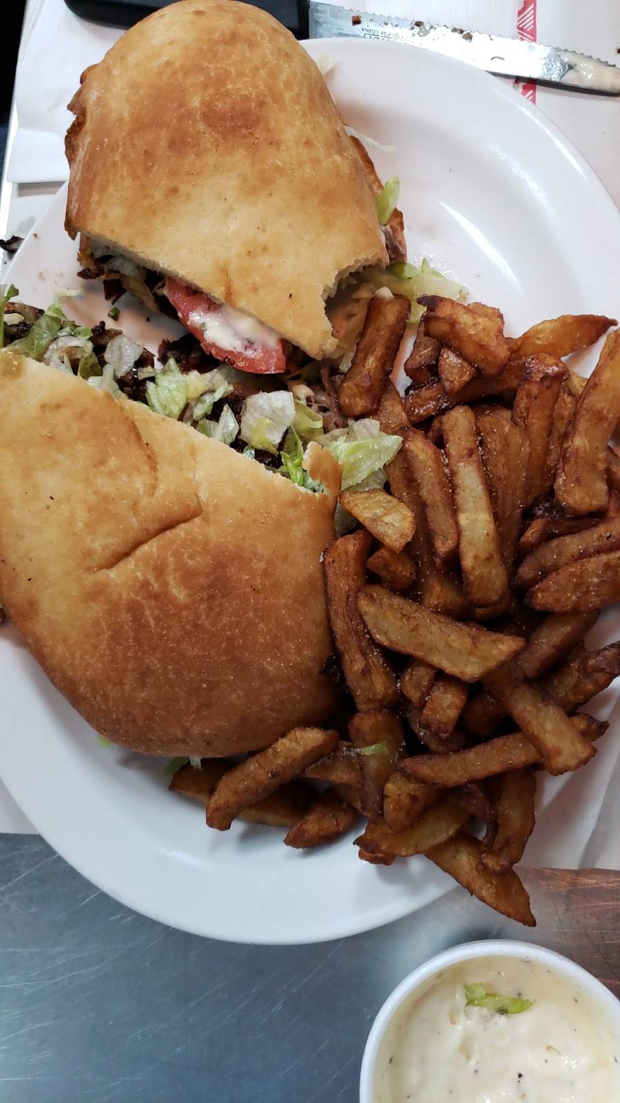 Québec Pizza | restaurant | 1084 Boulevard de la Grande-Allée, Boisbriand, QC J7G 2T4, Canada | 4504199111 OR +1 450-419-9111