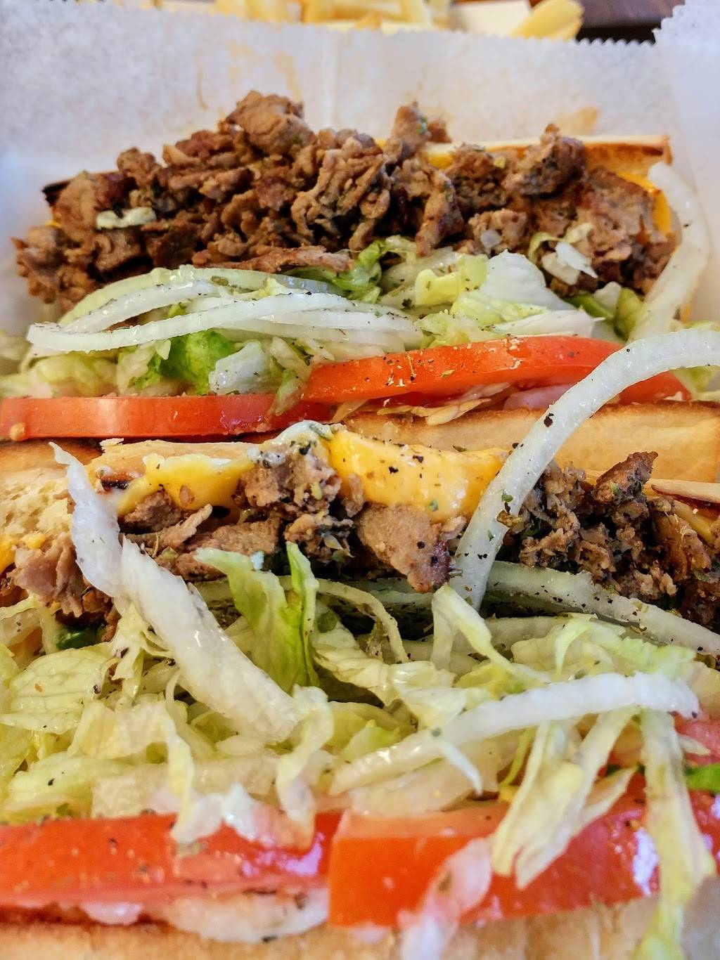 Hoagie Hut | meal takeaway | 2807 Grand Ave, Waukegan, IL 60085, USA | 8472498300 OR +1 847-249-8300