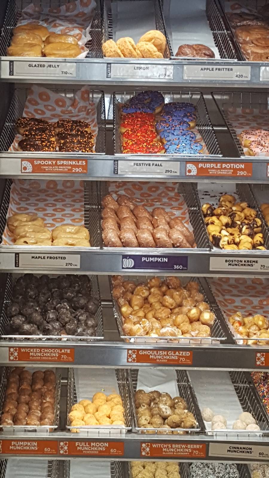 Dunkin | bakery | 41 Nashua Rd, Londonderry, NH 03053, USA | 6034371612 OR +1 603-437-1612