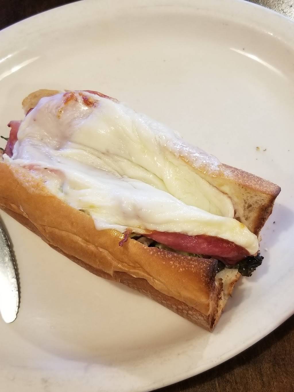 Tony and Als Deli | restaurant | 14960 Main St, Alachua, FL 32615, USA | 3865185552 OR +1 386-518-5552