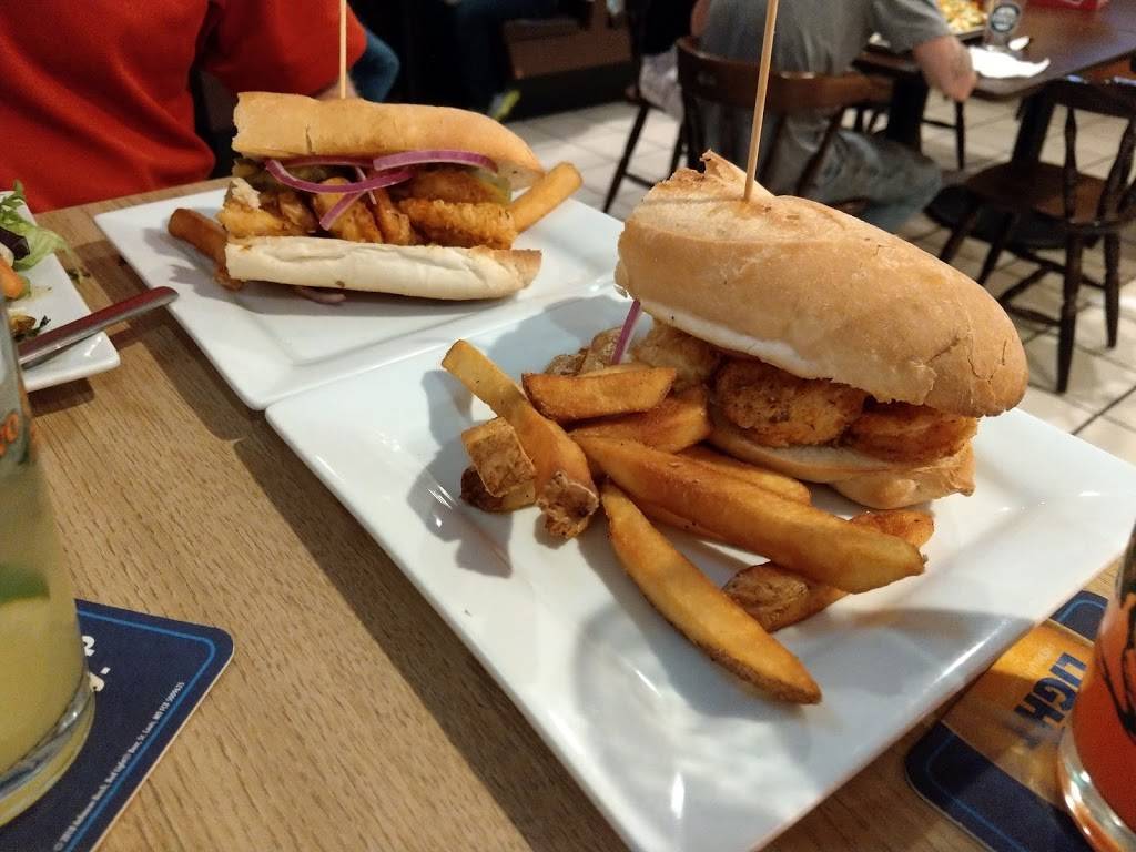 Double Play Cafe | restaurant | 320 Main St, Wallingford, CT 06492, USA | 2032652599 OR +1 203-265-2599