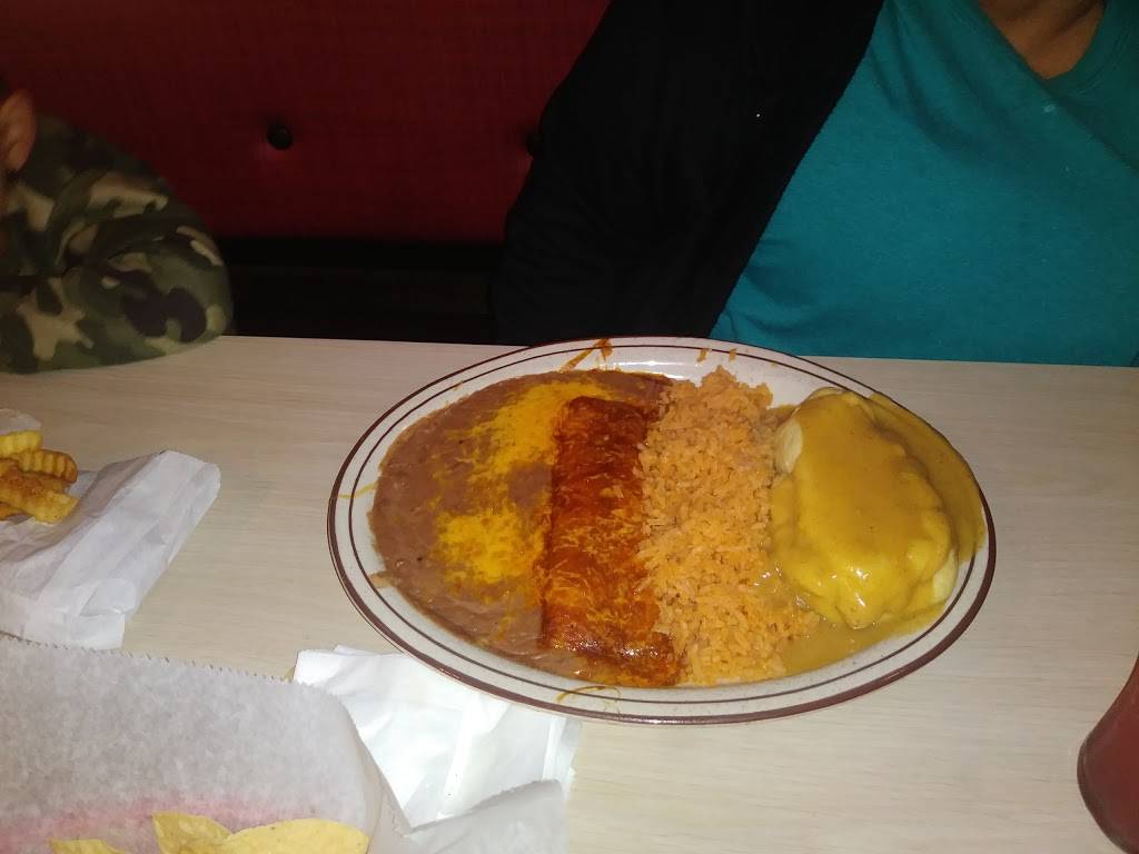 La Tapatia Mexican Grill | restaurant | 1015 N Chester Ave, Bakersfield, CA 93308, USA | 6613937388 OR +1 661-393-7388