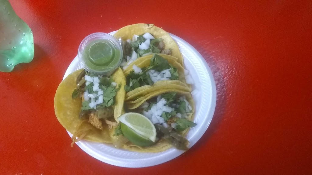 Antojitos Mexicanos el tio | restaurant | Bonaventure Blvd, Fort Worth, TX 76140, USA | 2146419465 OR +1 214-641-9465