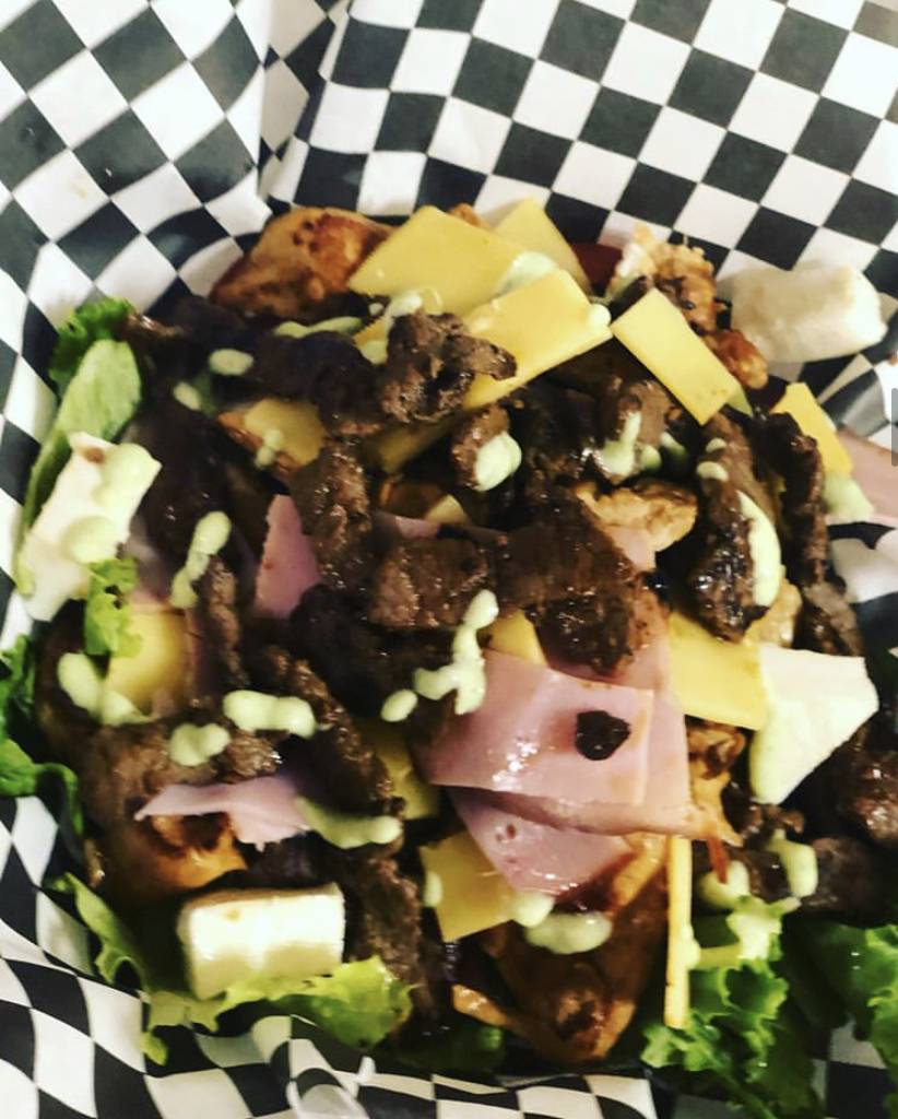 Lobo burger of Tampa | restaurant | 4711 W Waters Ave, Tampa, FL 33614, USA | 8135852823 OR +1 813-585-2823