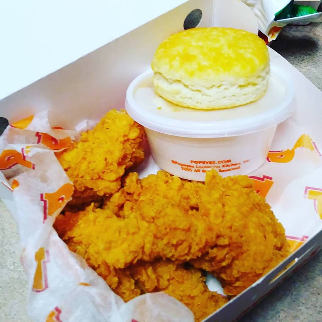 Popeyes Louisiana Kitchen | restaurant | 3510 W Baseline Rd, Laveen Village, AZ 85339, USA | 6022379932 OR +1 602-237-9932