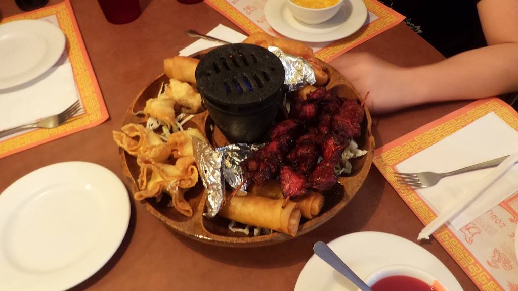 Great Wall Chinese Restaurant | restaurant | 2473 S Higley Rd #106, Gilbert, AZ 85295, USA | 4809887198 OR +1 480-988-7198