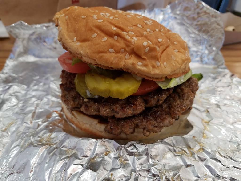 Five Guys | meal takeaway | 14421 Chantilly Crossing Ln, Chantilly, VA 20151, USA | 7038177718 OR +1 703-817-7718