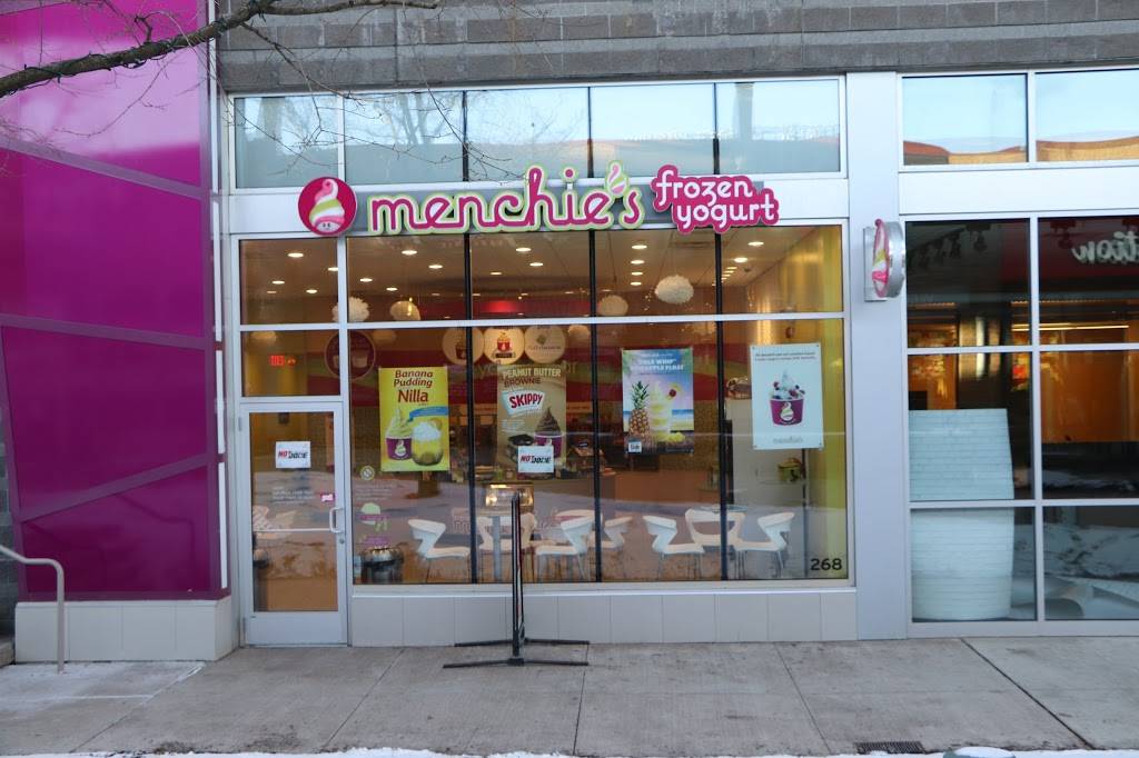 Menchies Frozen Yogurt | bakery | 268 Patriot Pl, Foxborough, MA 02035, USA | 5085438000 OR +1 508-543-8000