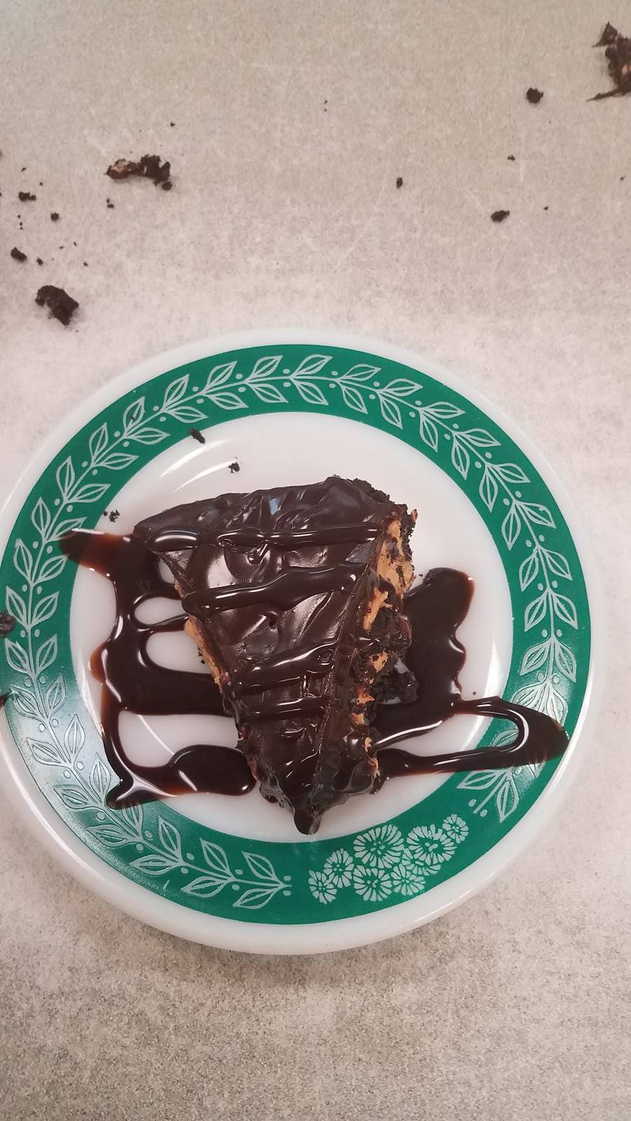 Auntie Vs | restaurant | 2010 N Wayne St # B, Angola, IN 46703, USA | 2606659922 OR +1 260-665-9922