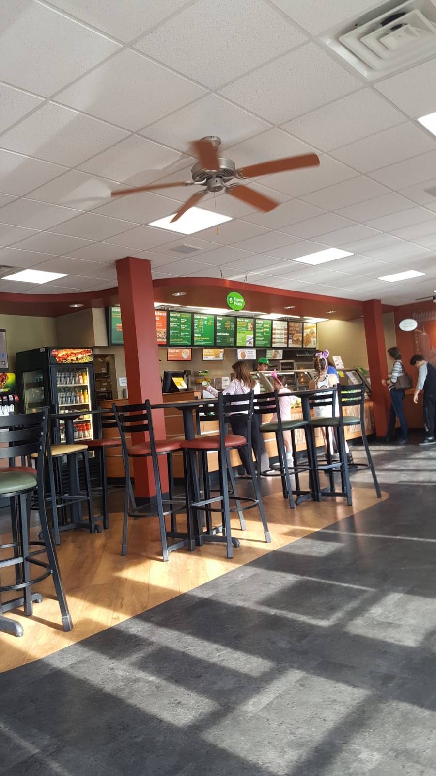 Subway | restaurant | 245 Centerville Road, Sycamore Court Unit #7, Lancaster, PA 17603, USA | 7177358383 OR +1 717-735-8383