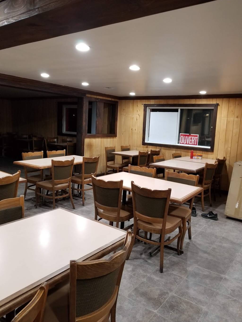 Restaurant O 4 Vents inc | restaurant | 809 QC-344, Saint-Placide, QC J0V 2B0, Canada | 4504150770 OR +1 450-415-0770