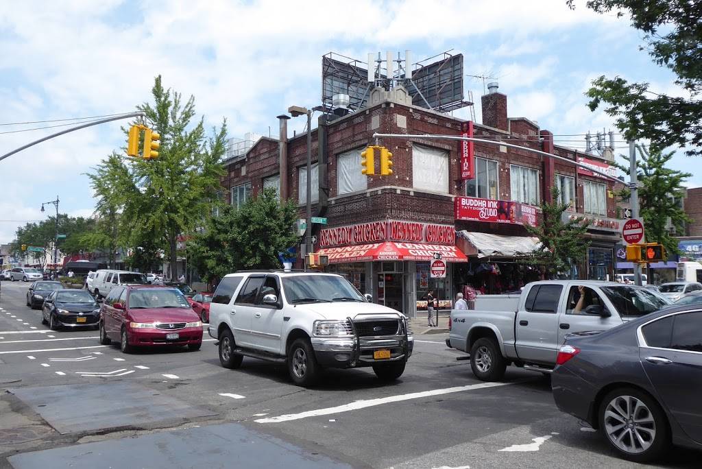 Kennedy Chicken | restaurant | 2463 Creston Ave, Bronx, NY 10468, USA | 3472698264 OR +1 347-269-8264
