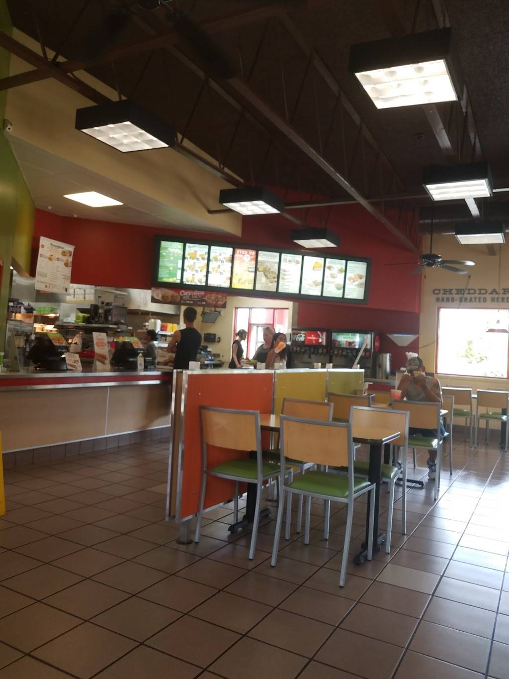 Del Taco | meal takeaway | 1601 Standiford Ave, Modesto, CA 95350, USA | 2095246393 OR +1 209-524-6393