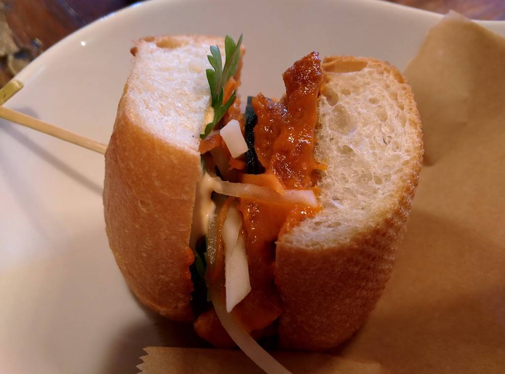 The Corner | restaurant | 8961 Adams Ave, Huntington Beach, CA 92646, USA | 7149686800 OR +1 714-968-6800