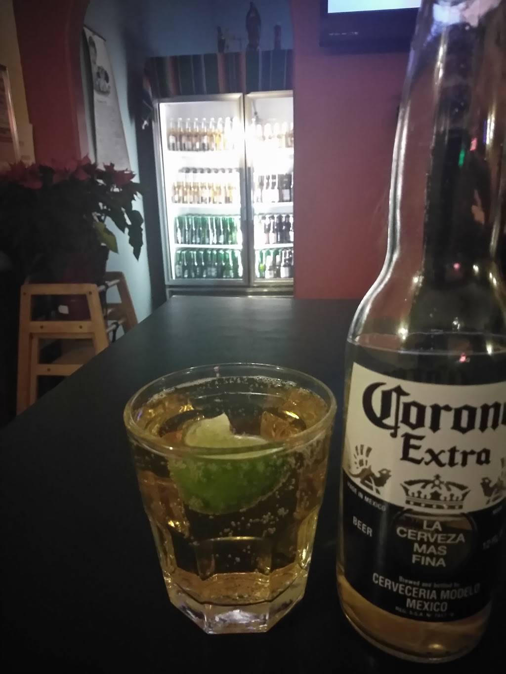 El Porton | restaurant | 90 N Franklin St, Hempstead, NY 11550, USA | 5165651234 OR +1 516-565-1234