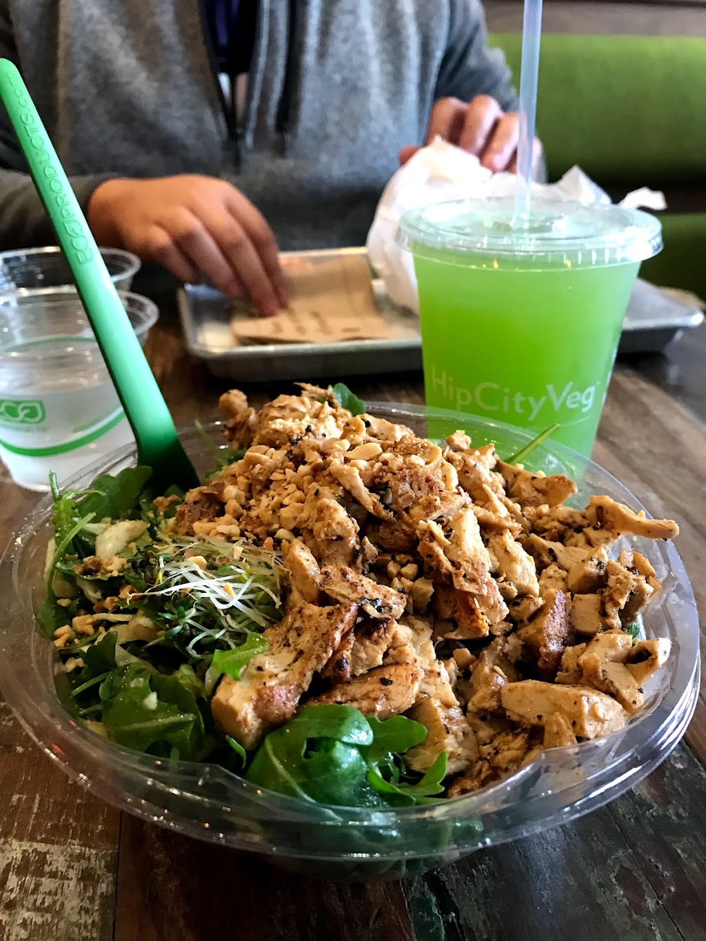 HipCityVeg | meal takeaway | 214 S 40th St, Philadelphia, PA 19103, USA | 2672444342 OR +1 267-244-4342