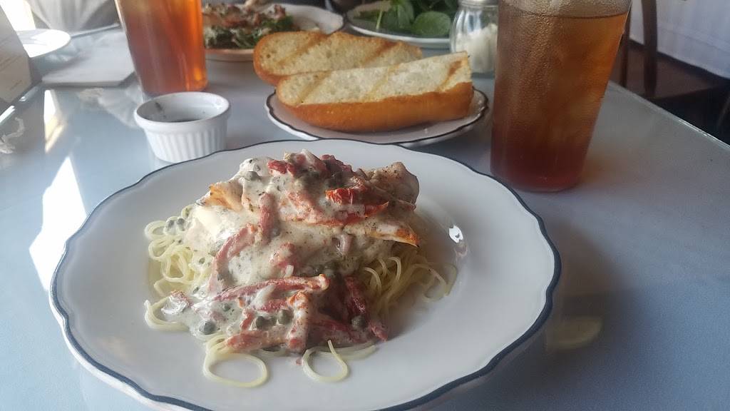 Pestos Persian & Italian Cuisine | restaurant | 566 S 5th St, Louisville, KY 40202, USA | 5025840567 OR +1 502-584-0567