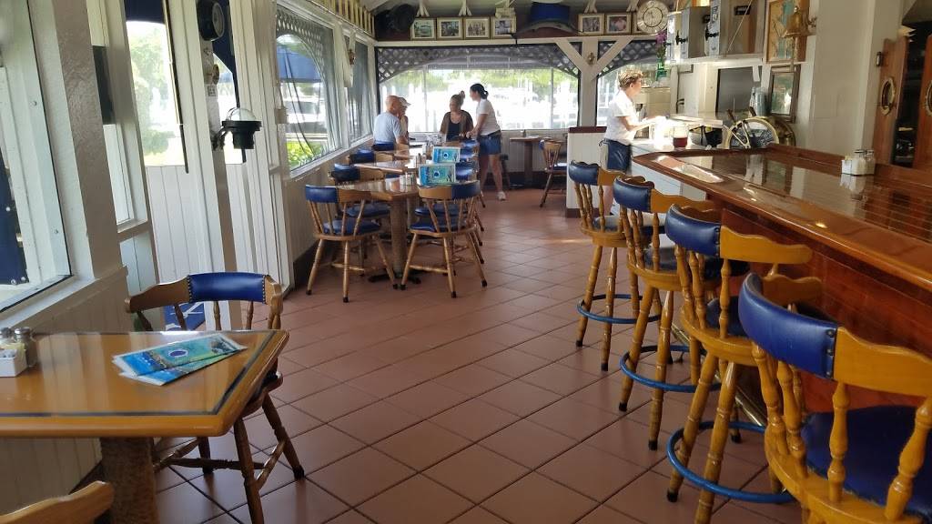 Gramma Dots Restaurant | restaurant | 634 N Yachtsman Dr, Sanibel, FL 33957, USA | 2394728138 OR +1 239-472-8138