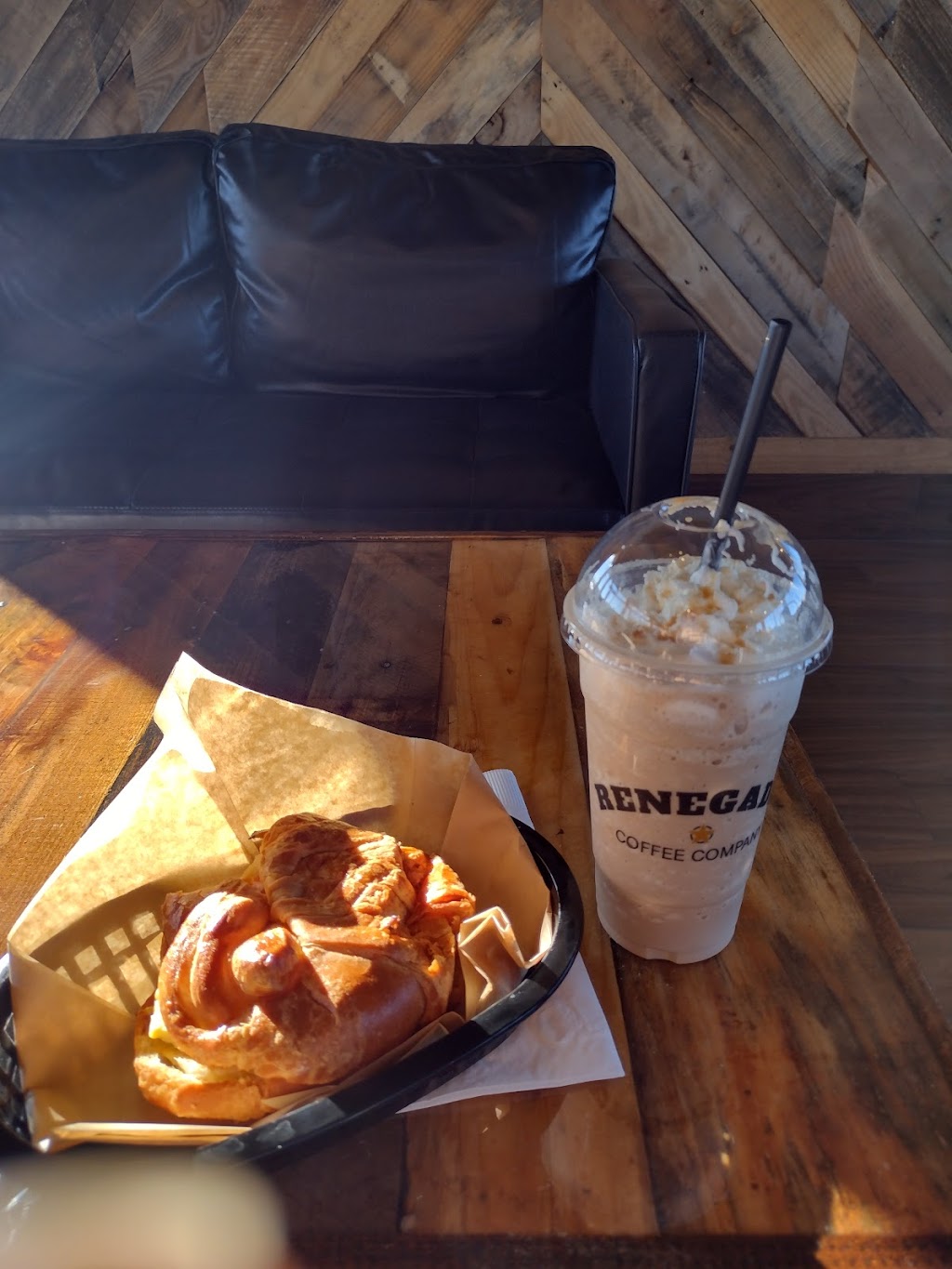 Renegade Coffee Company | cafe | 1242 W University Dr, Mesa, AZ 85201, USA | 4808331930 OR +1 480-833-1930