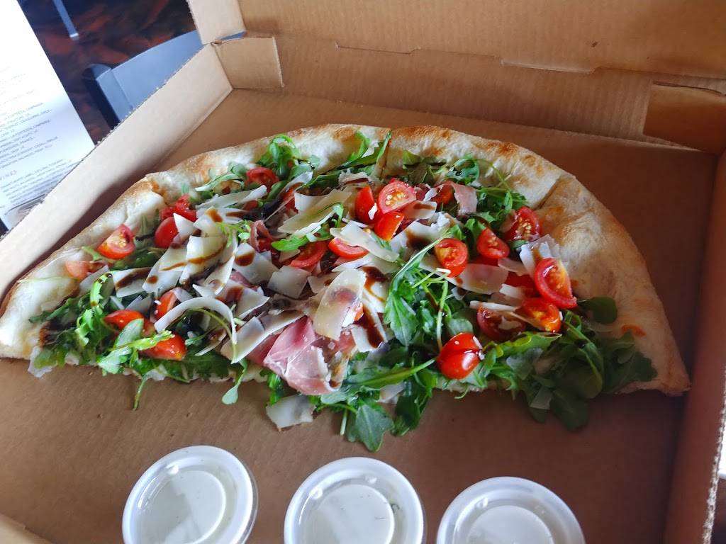 Caffé Vesuvio | restaurant | 701 E 3rd Ave, New Smyrna Beach, FL 32169, USA | 3864443510 OR +1 386-444-3510