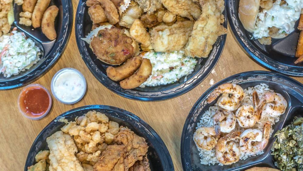 Carolina Fish Fry Co | restaurant | 103 Western Blvd, Jacksonville, NC 28546, USA | 9103331180 OR +1 910-333-1180