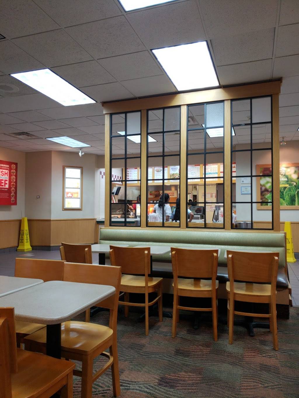 Wendys | restaurant | 990 US-41, Schererville, IN 46375, USA | 2198641413 OR +1 219-864-1413
