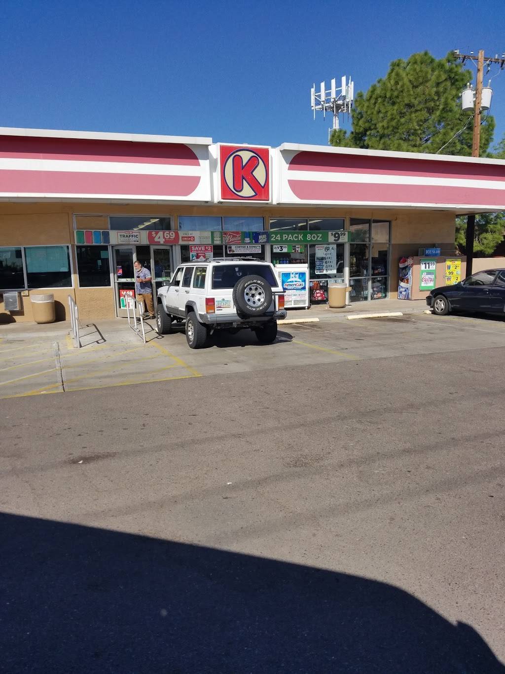 Circle K | meal takeaway | 1002 N 32nd St, Phoenix, AZ 85008, USA | 6022755831 OR +1 602-275-5831