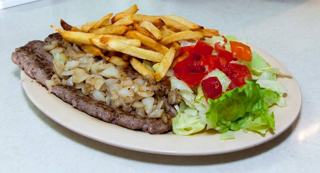 Nikkis Drive Inn | restaurant | 899 Cherokee Blvd, Chattanooga, TN 37405, USA | 4232659015 OR +1 423-265-9015