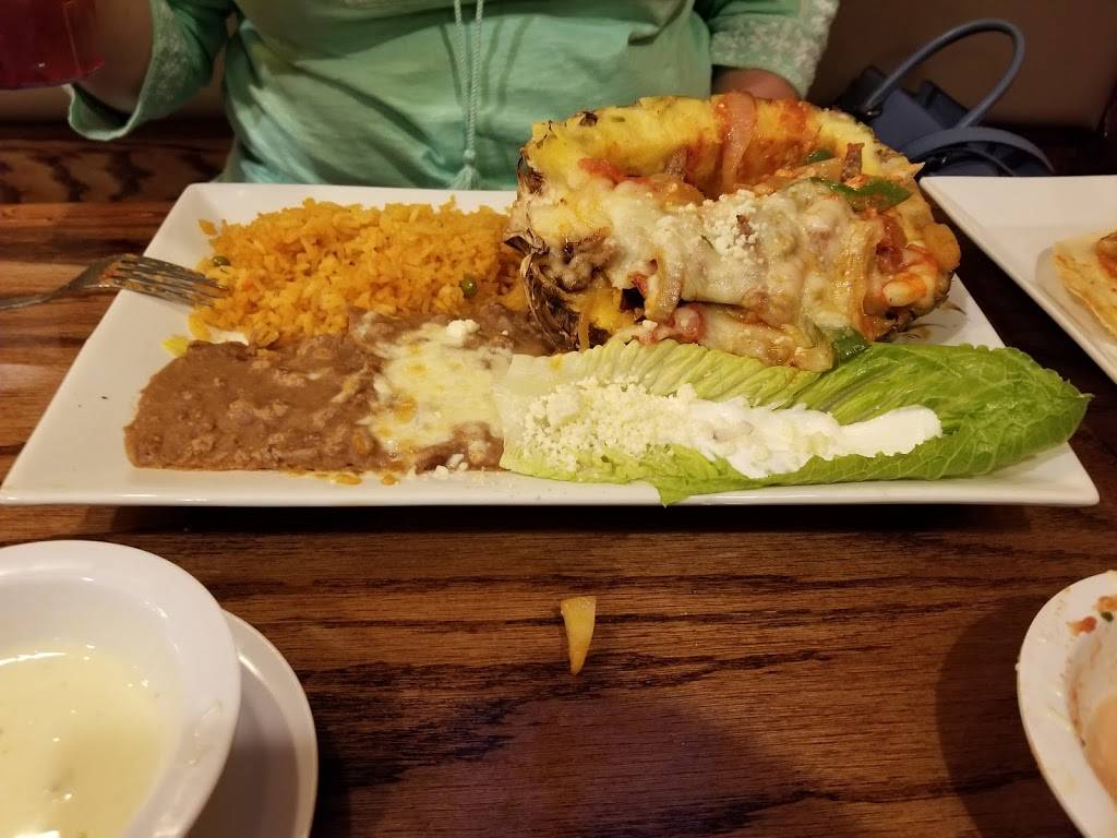 Las Cañadas | restaurant | 907 N Truman Blvd, Crystal City, MO 63019, USA | 6363372786 OR +1 636-337-2786