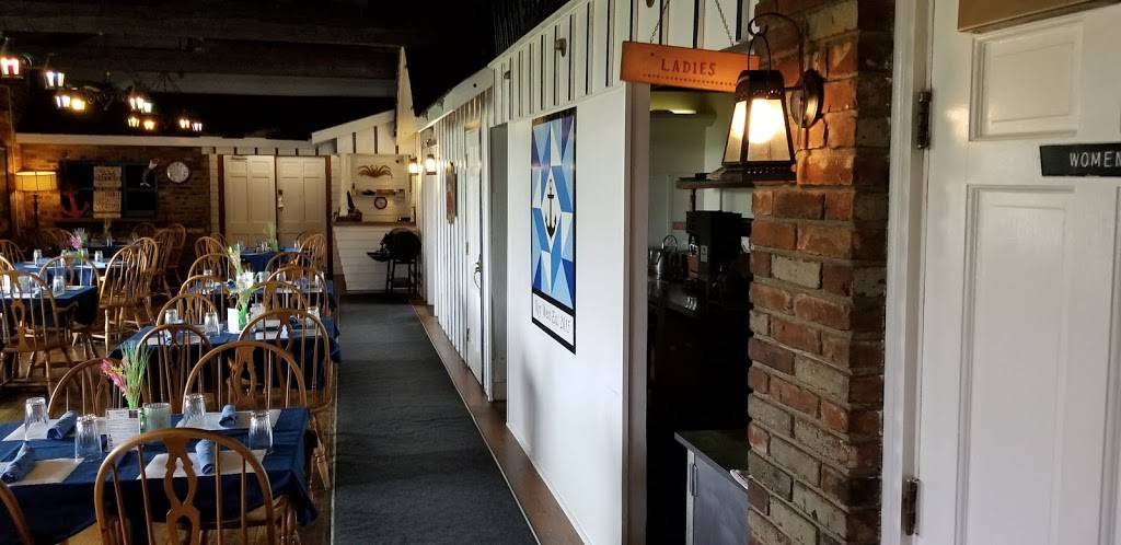 Key West Shrimp House | restaurant | 117 Ferry St, Madison, IN 47250, USA | 8122652831 OR +1 812-265-2831