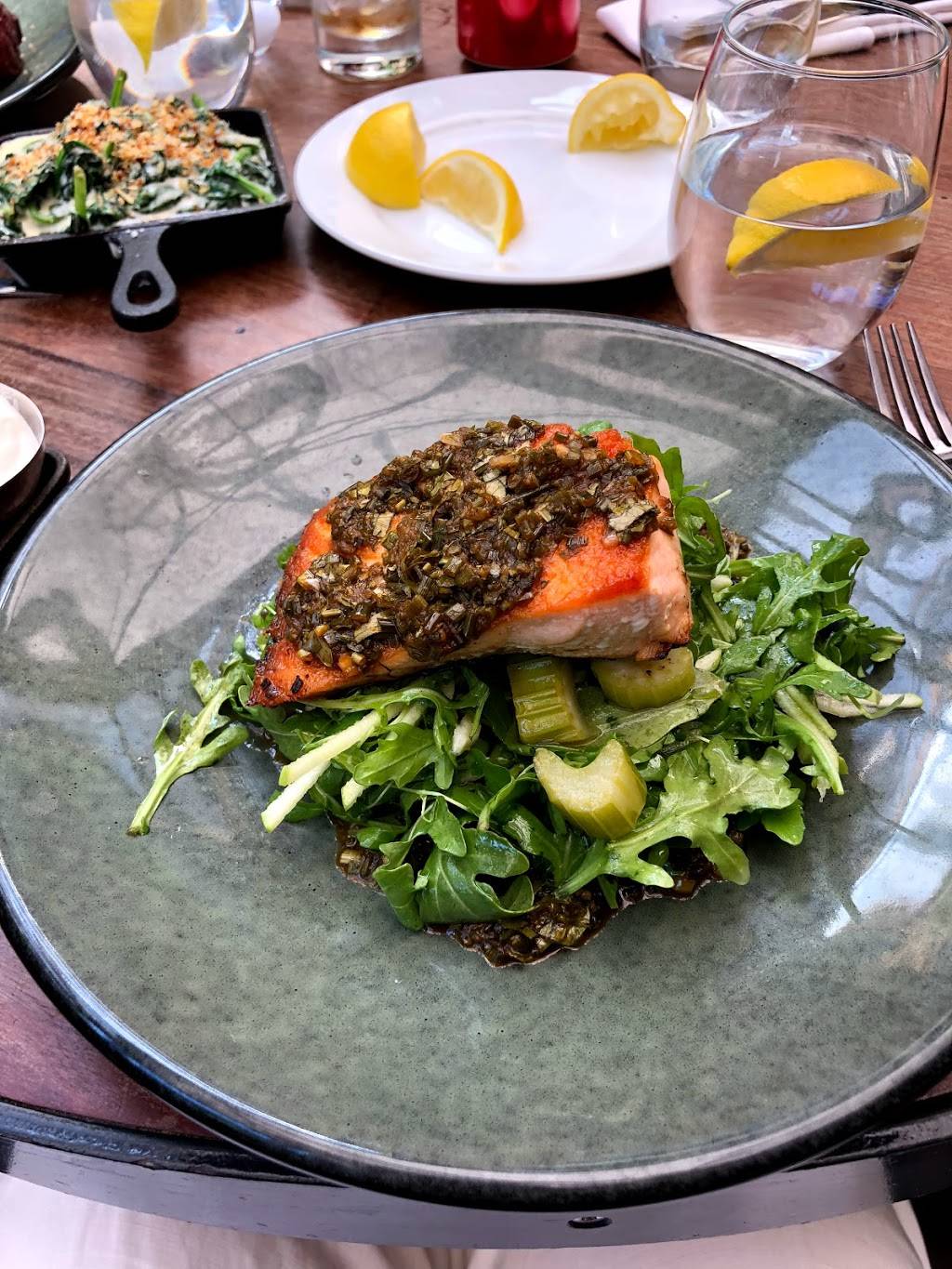 Grinder Viandes & Vins | restaurant | 1708 Rue Notre-Dame Ouest, Montréal, QC H3J 1M3, Canada | 5144391130 OR +1 514-439-1130