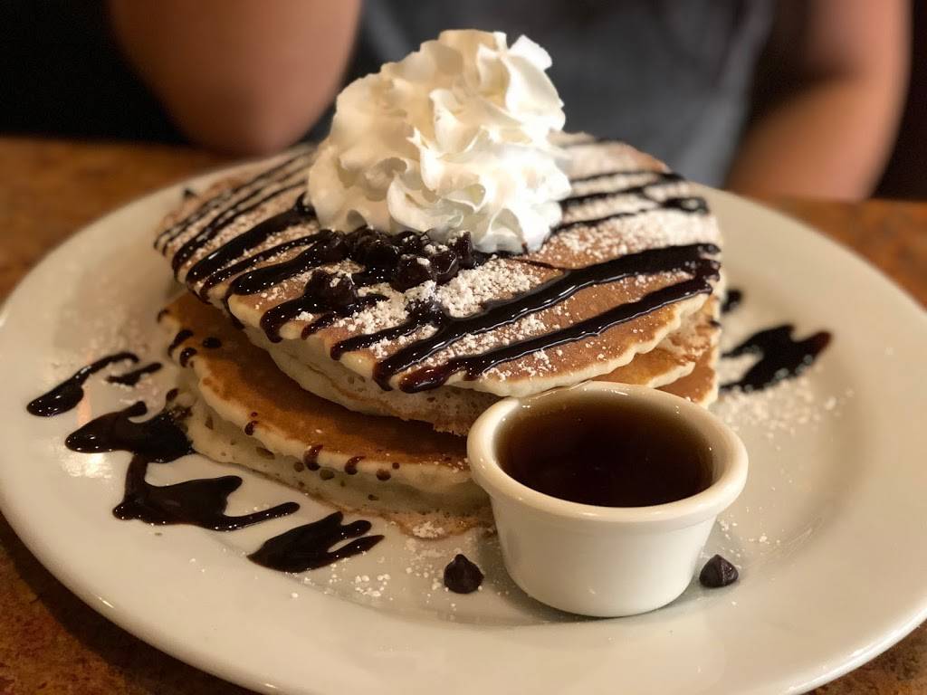 Flames Eatery & Bar | restaurant | 88 S 4th St suite#150, San Jose, CA 95112, USA | 4089711960 OR +1 408-971-1960