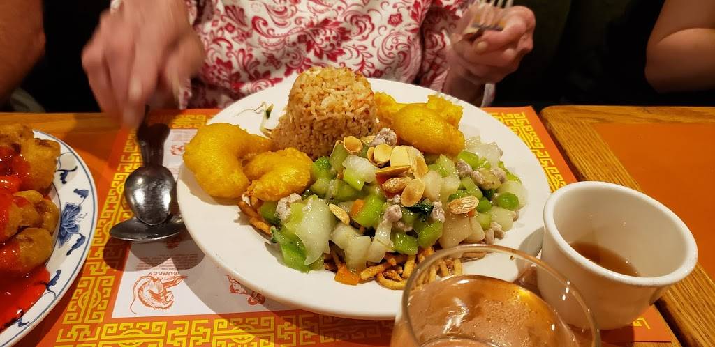 Four Seasons restaurant | restaurant | 820 Griffin Ave, Enumclaw, WA 98022, USA | 3608256541 OR +1 360-825-6541