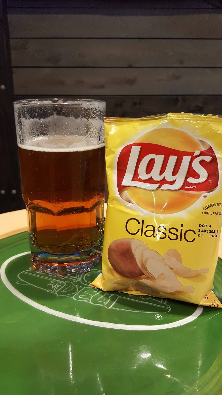 Beach Hut Deli | meal takeaway | 2535 Fair Oaks Blvd, Sacramento, CA 95825, USA | 9169713354 OR +1 916-971-3354