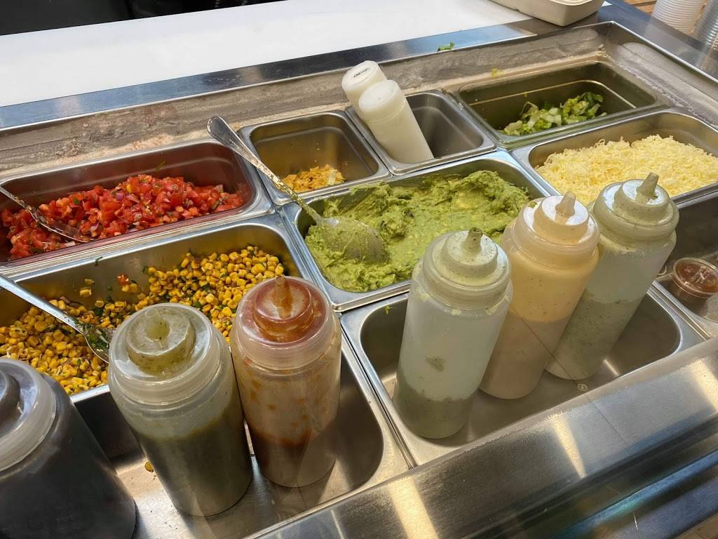 Burrito Blvd | restaurant | 72-64 Metropolitan Ave, Middle Village, NY 11379, USA | 3479160132 OR +1 347-916-0132