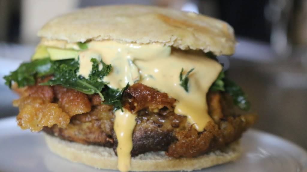 Conscious Plates | restaurant | 332 E 51st St, Chicago, IL 60615, USA | 3127674116 OR +1 312-767-4116