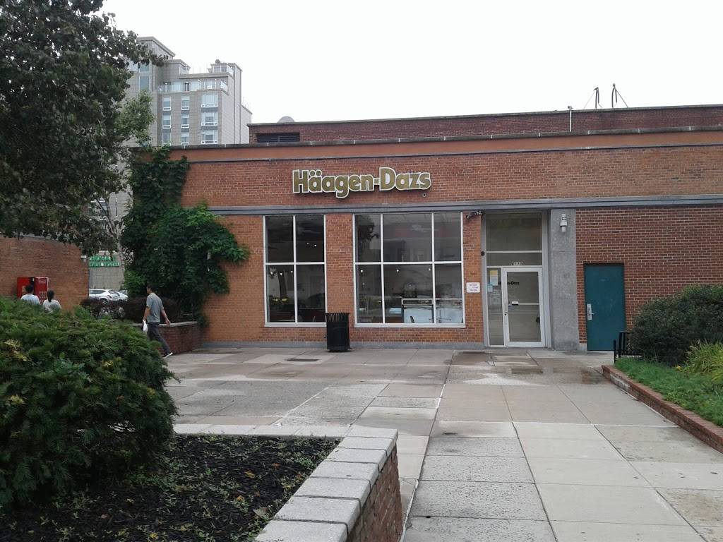 Häagen-Dazs® Ice Cream | restaurant | 61-10 188th St #274, Fresh Meadows, NY 11365, USA | 7184542568 OR +1 718-454-2568