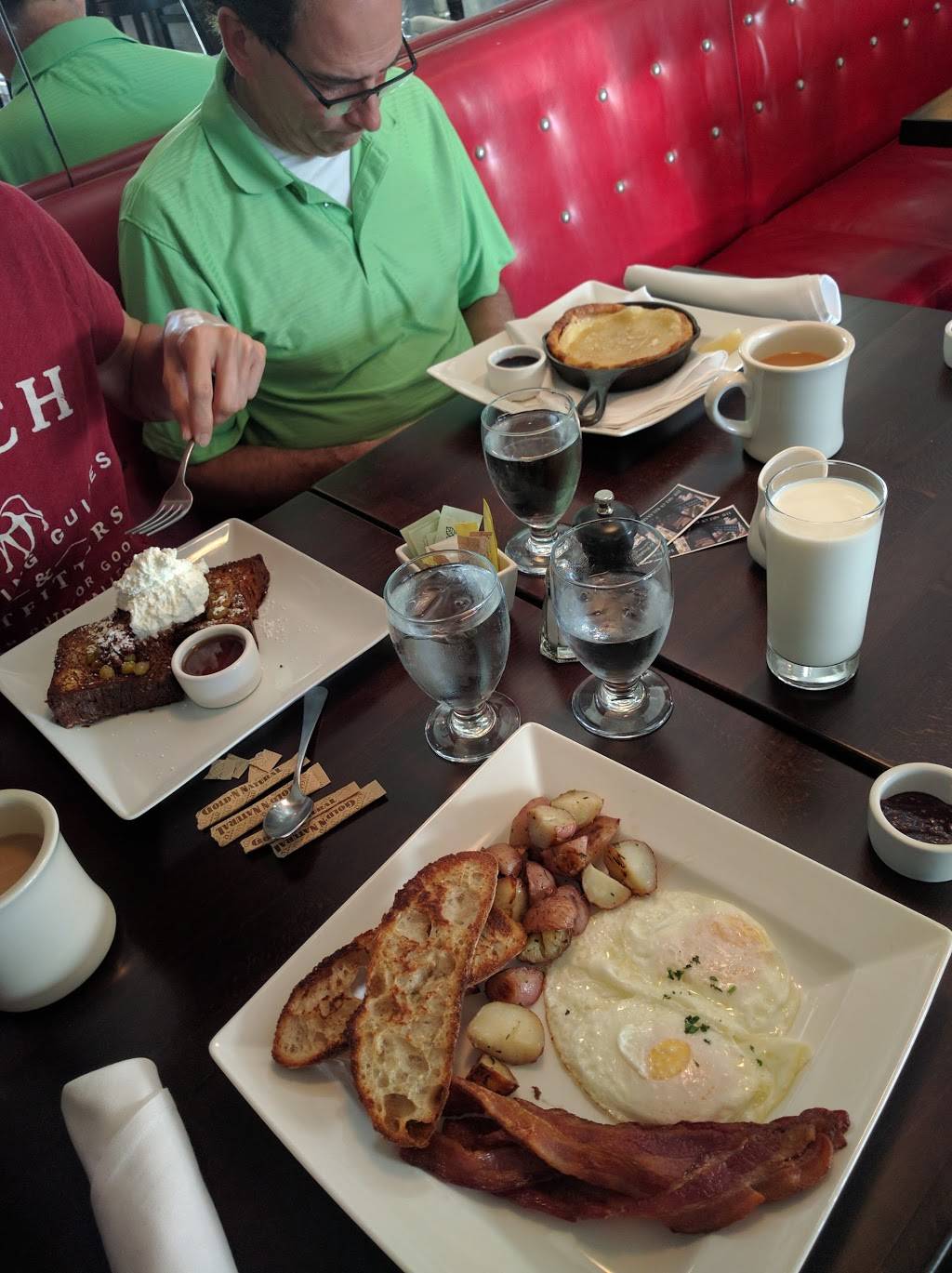 Johnnys | restaurant | 1457 Lincoln Ave, Calistoga, CA 94515, USA | 7079425938 OR +1 707-942-5938