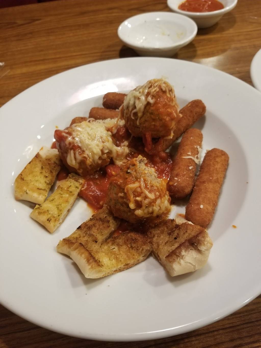 Dennys | restaurant | 1491 W Pacheco Blvd, Los Banos, CA 93635, USA | 2098267071 OR +1 209-826-7071