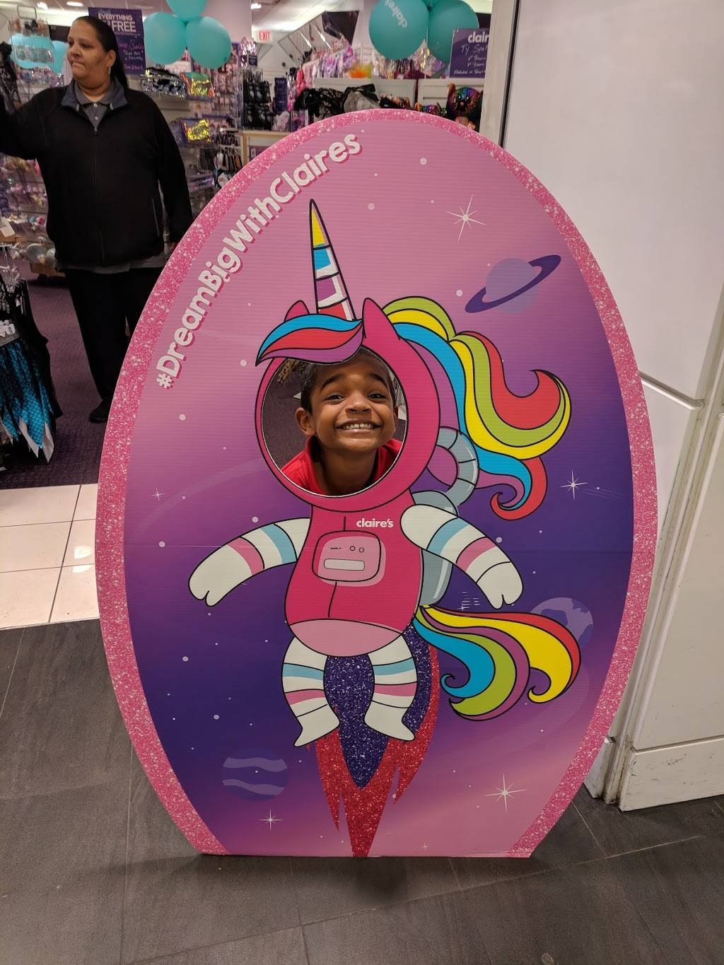 Subway Restaurants | restaurant | Freehold Raceway Mall, 3710 Route 9, Freehold, NJ 07728, USA | 7322944040 OR +1 732-294-4040