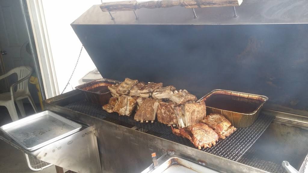 Track Side | restaurant | 9714 Saginaw St, Reese, MI 48757, USA | 9898683599 OR +1 989-868-3599