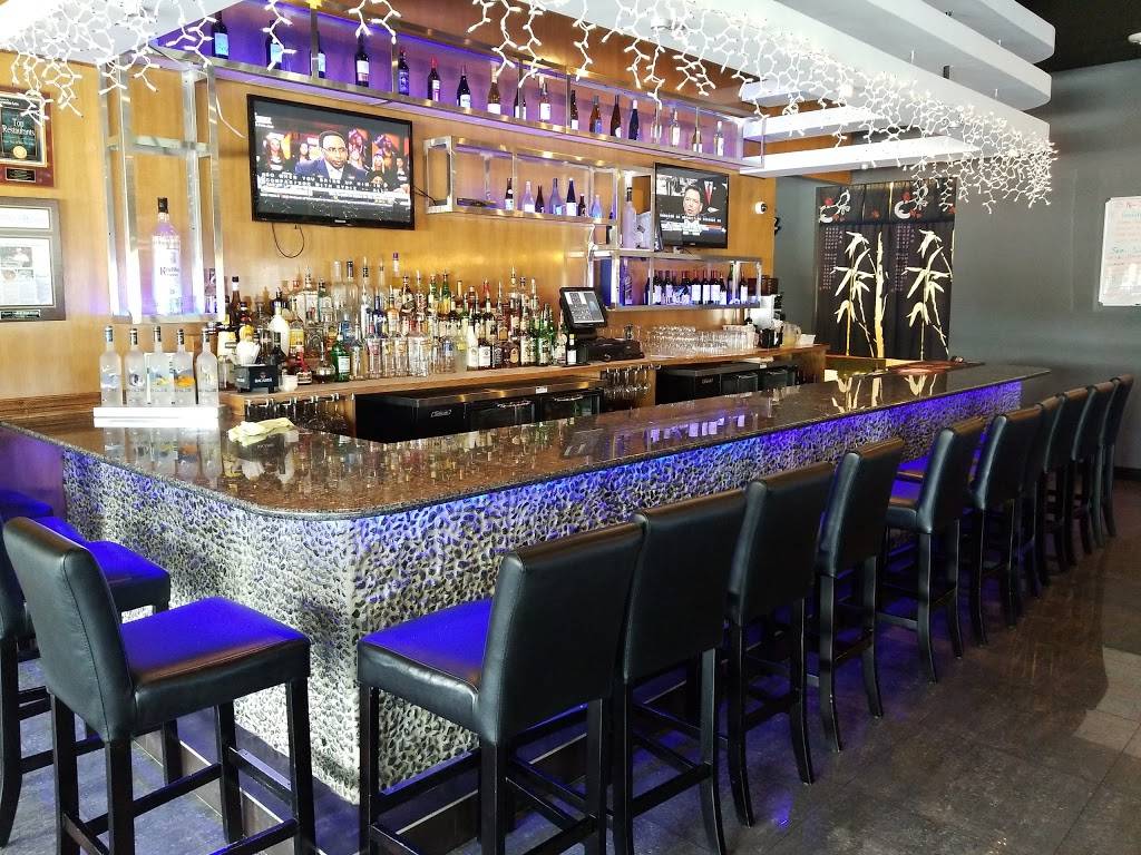 Maguro Sushi & Steak House | restaurant | 895 Wiggins Pass Rd, Naples, FL 34110, USA | 2395910003 OR +1 239-591-0003