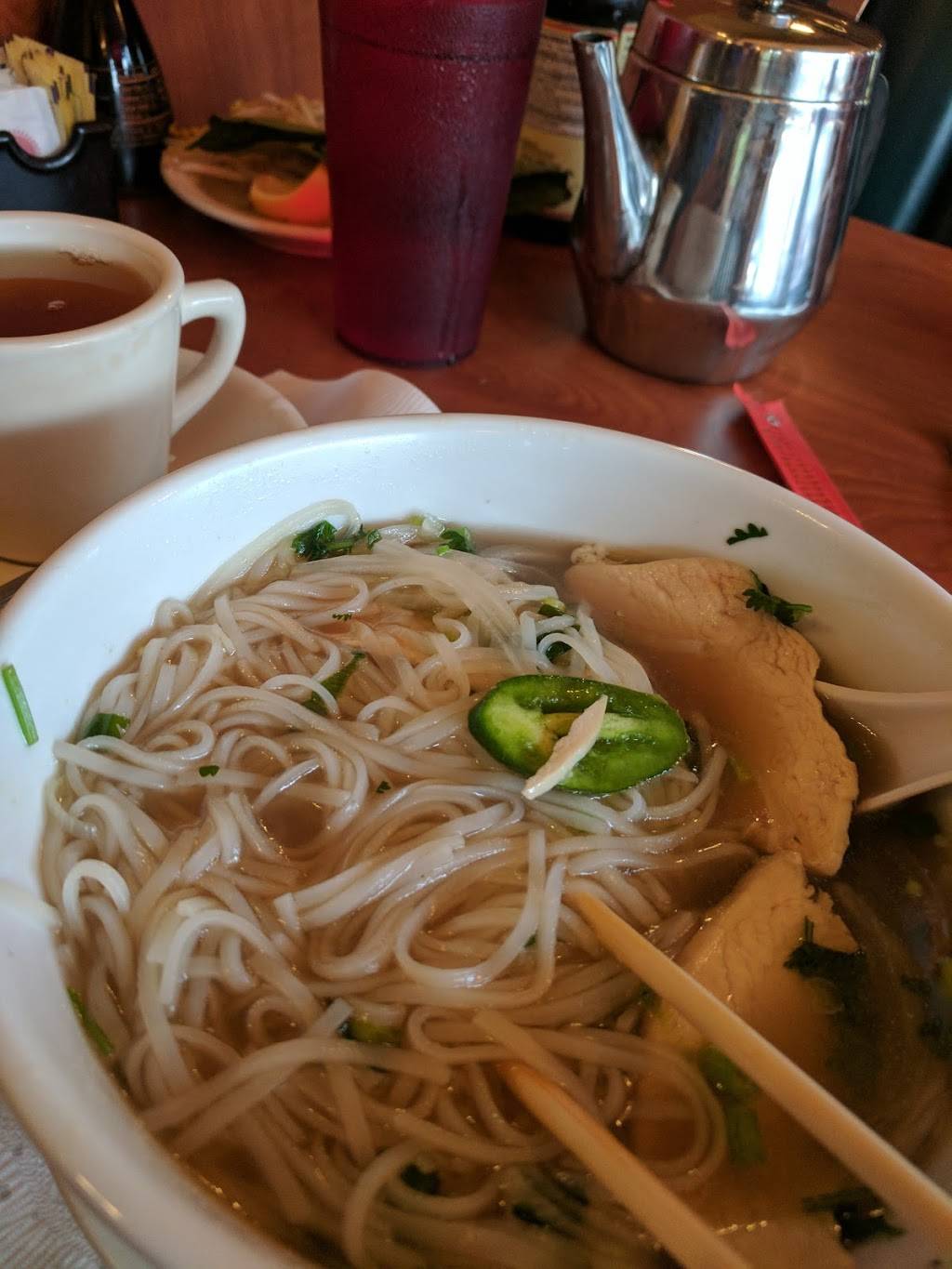 Kinhdo Restaurant | restaurant | 2755 Hennepin Ave, Minneapolis, MN 55408, USA | 6128701295 OR +1 612-870-1295