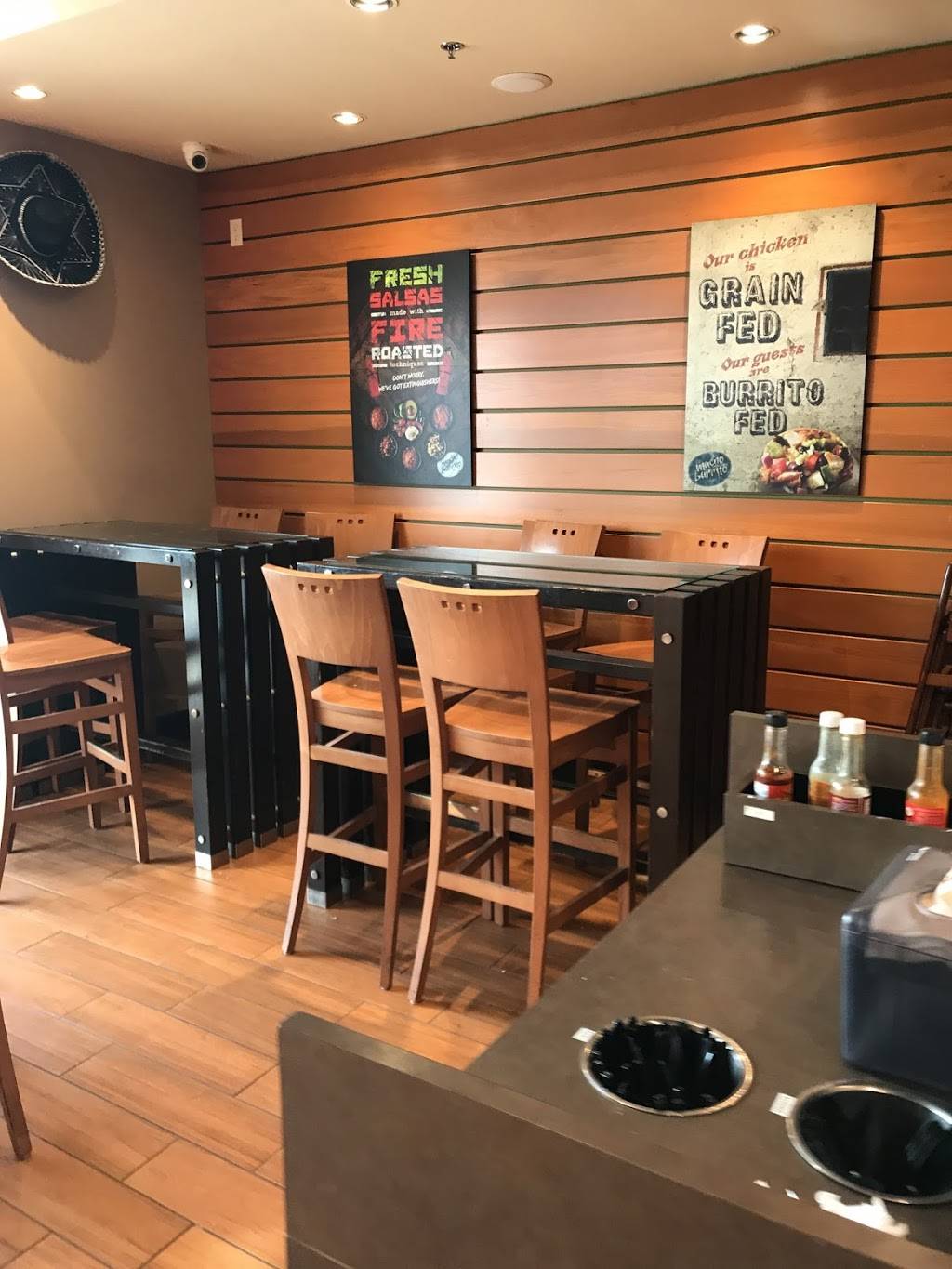 Mucho Burrito Fresh Mexican Grill | restaurant | 26 William Kitchen Rd, Scarborough, ON M1P 5B7, Canada | 4162930404 OR +1 416-293-0404