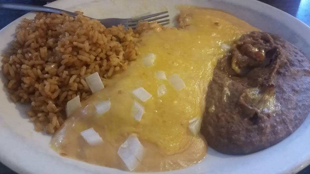 El Charro Restaurant | restaurant | 215 College St, Sulphur Springs, TX 75482, USA | 9038855669 OR +1 903-885-5669