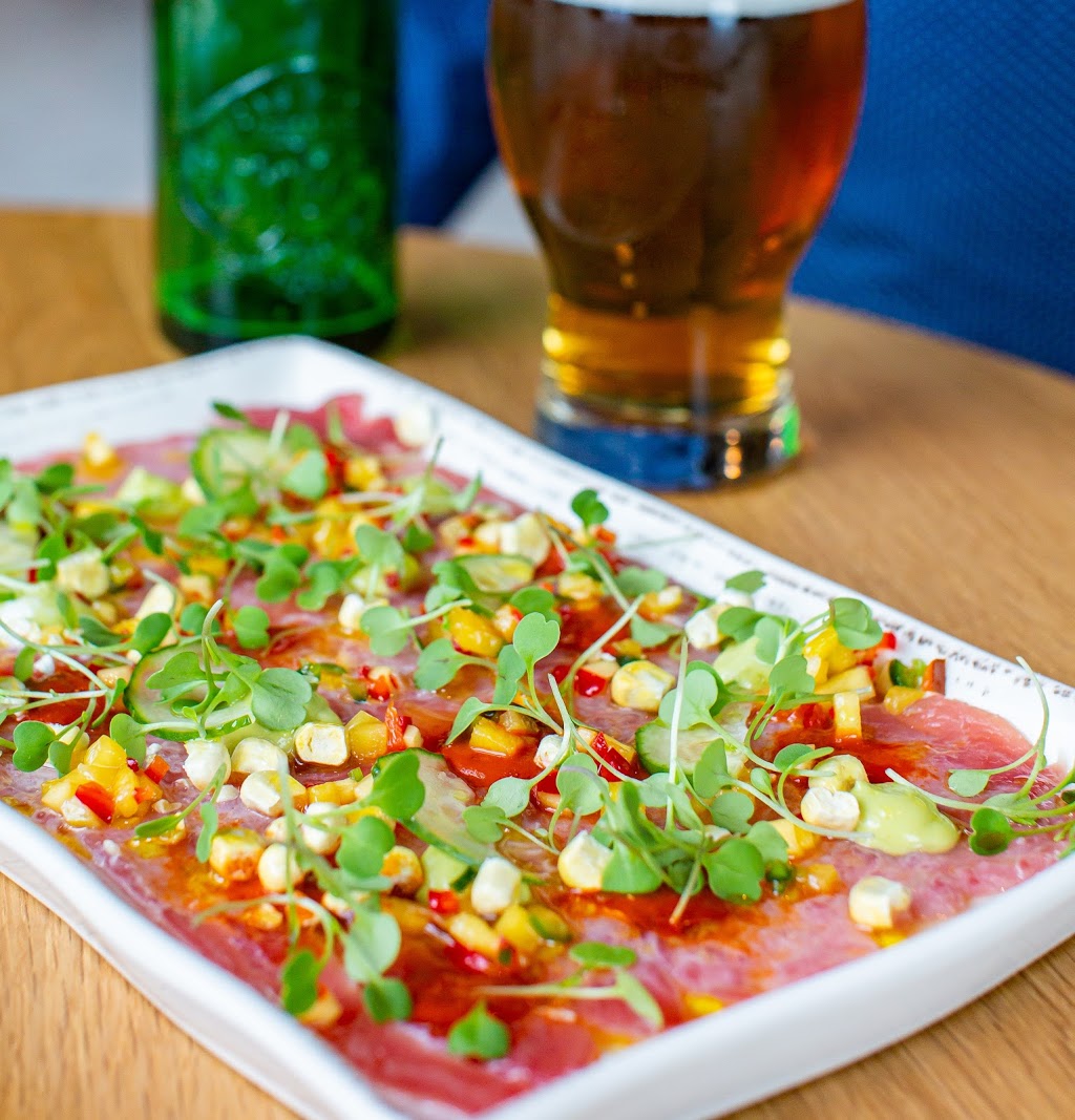 Lirica | restaurant | 900 E Grand Ave, Chicago, IL 60611, USA | 8727105750 OR +1 872-710-5750