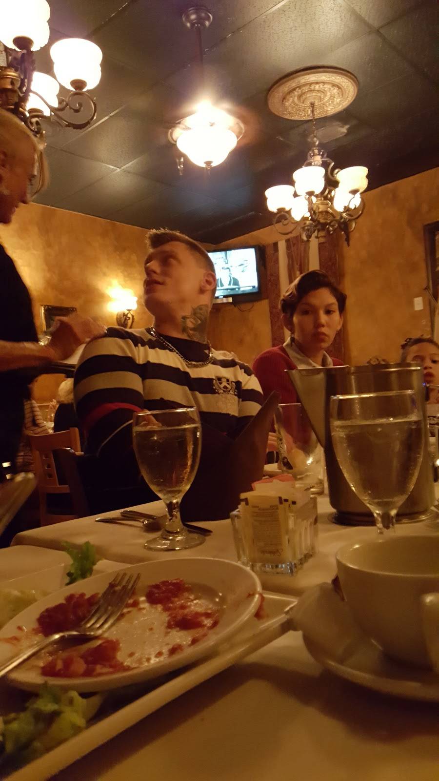 Giovanni Ristorante Italiano | restaurant | Crossroads Market, 5975 Pine Ridge Rd, Naples, FL 34116, USA | 2393539440 OR +1 239-353-9440